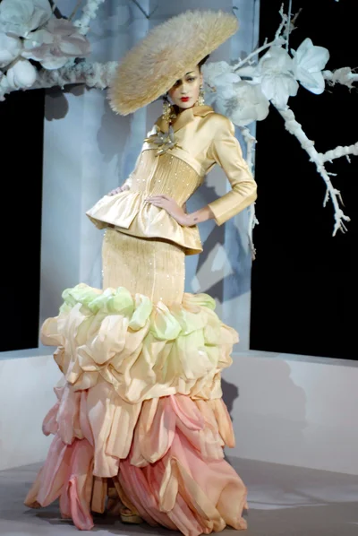 Look 38
